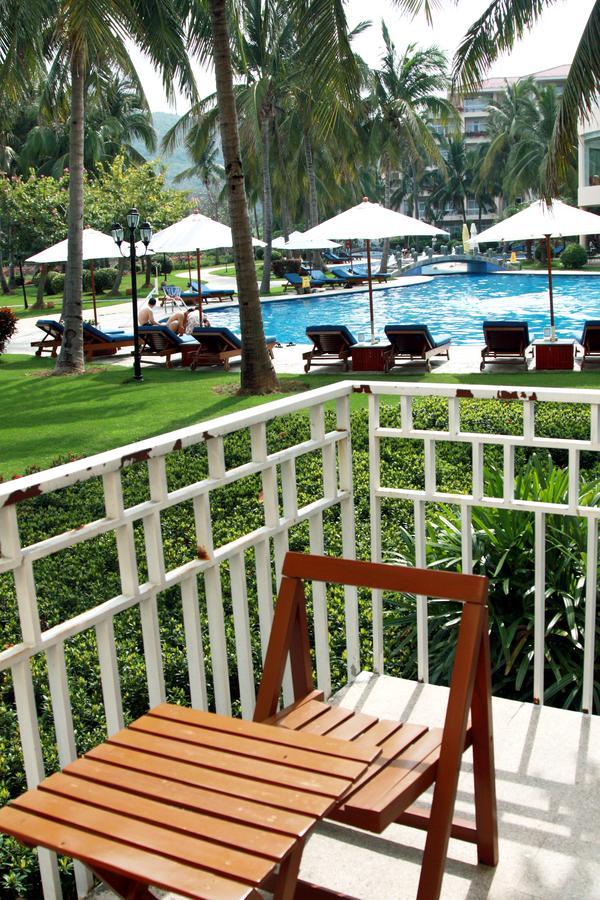 Sanya Resort Golden Palm Exterior photo