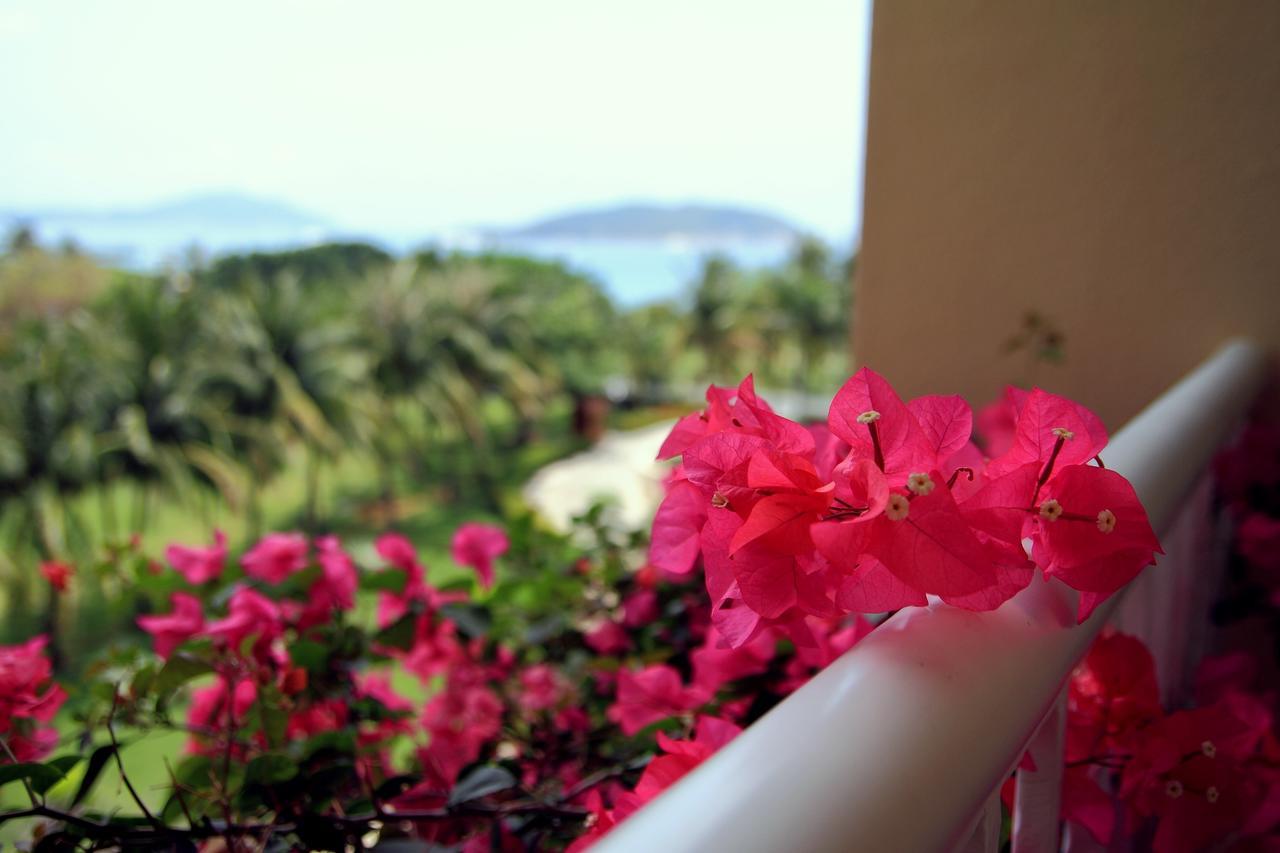 Sanya Resort Golden Palm Exterior photo