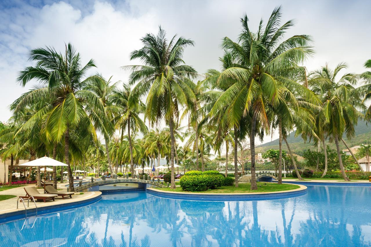 Sanya Resort Golden Palm Exterior photo